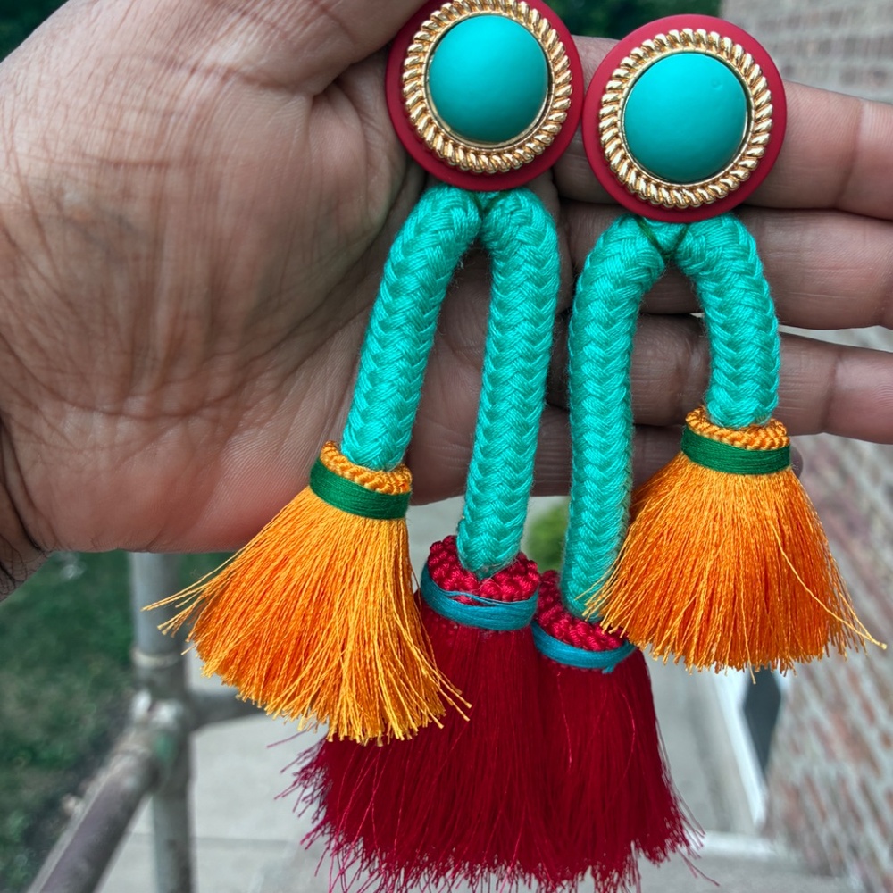 Abstract statement earrings - Picture 2 of 2